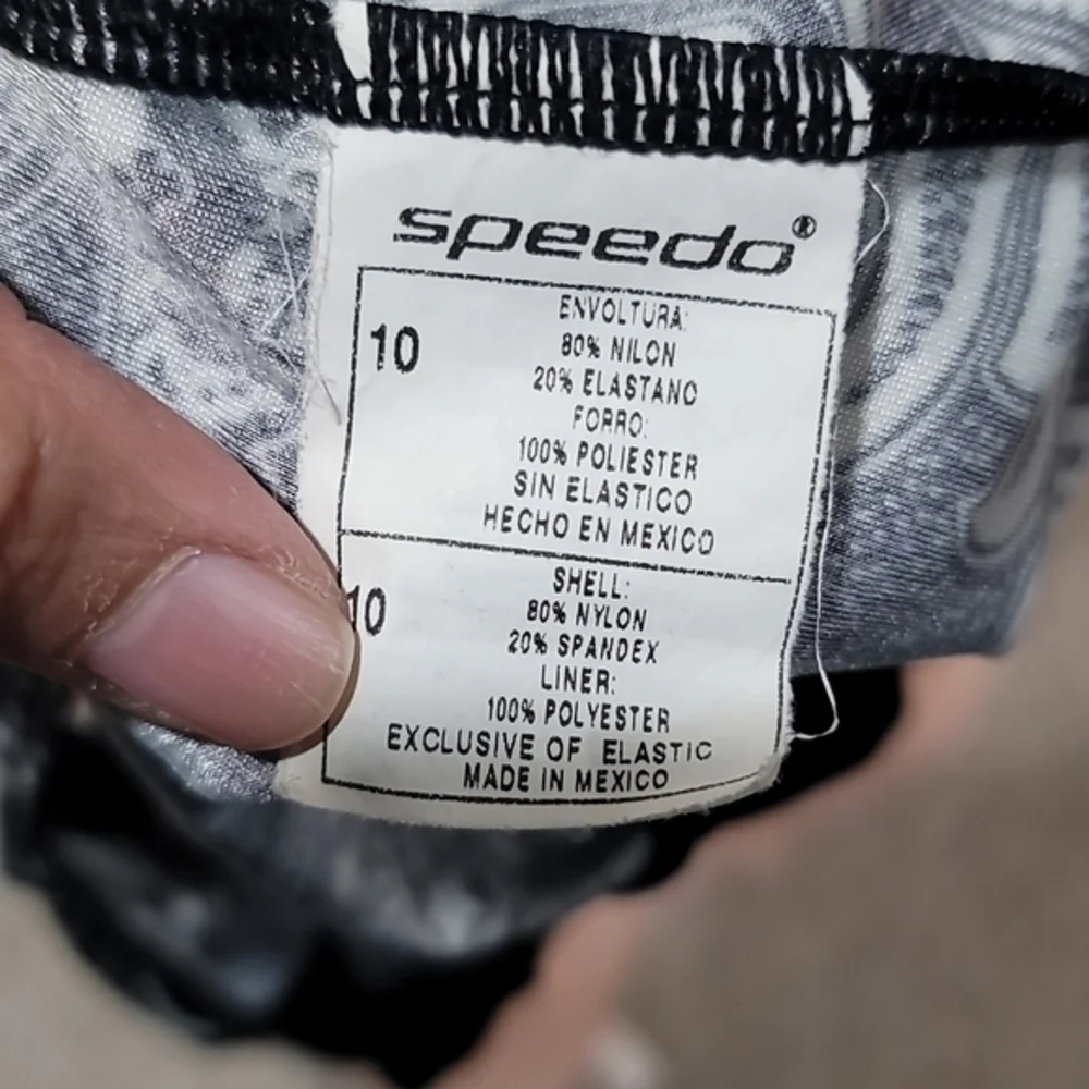 Speedo Paisley Relay Criss-Cross Black‎ & White One Piece Swimsuit